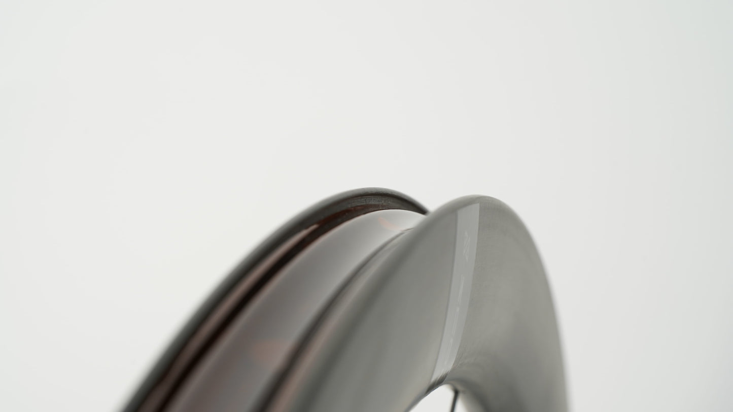 Para kół SCOM ULTRA + Tubeless Ready (centralna blokada)