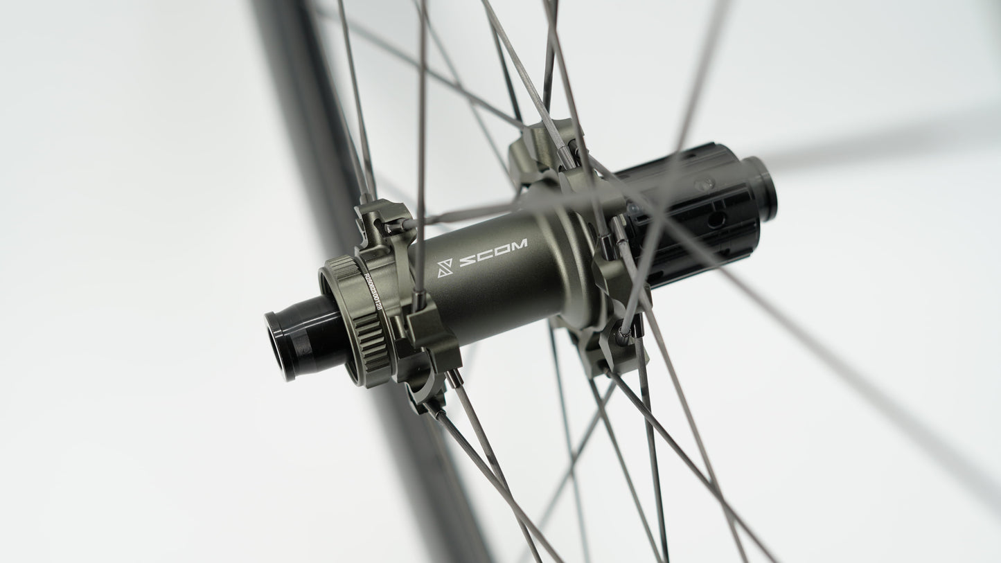 Para kół SCOM ULTRA Tubeless Ready (centralna blokada)