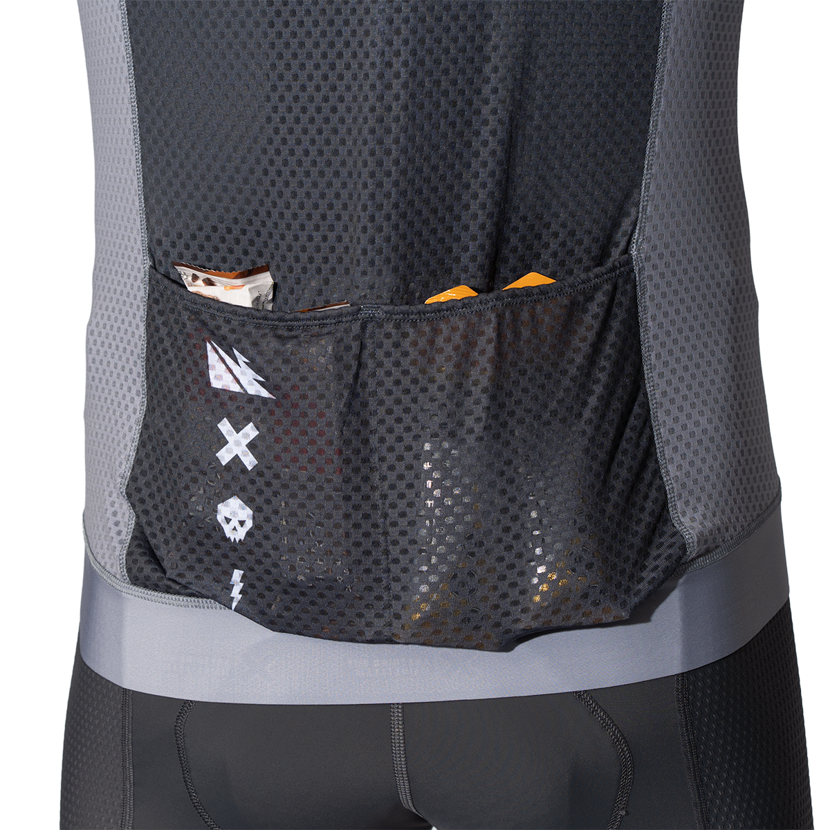 USWE VENT GRAVEL Short Sleeved Jersey Black