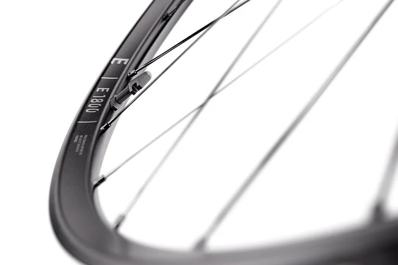 DT SWISS E 1800 SPLINE 20 DISC Tubeless Ready Rear Wheel (Center Lock)