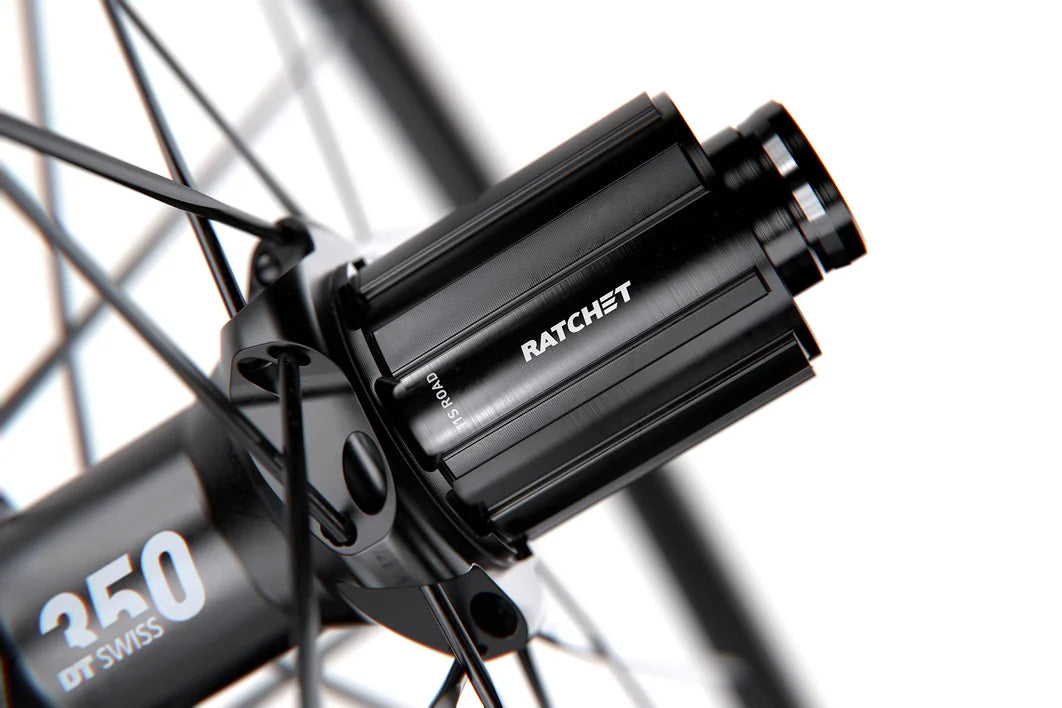 Tylne koło DT SWISS PR 1600 SPLINE 23 DIC Tubeless Ready (Center Lock)