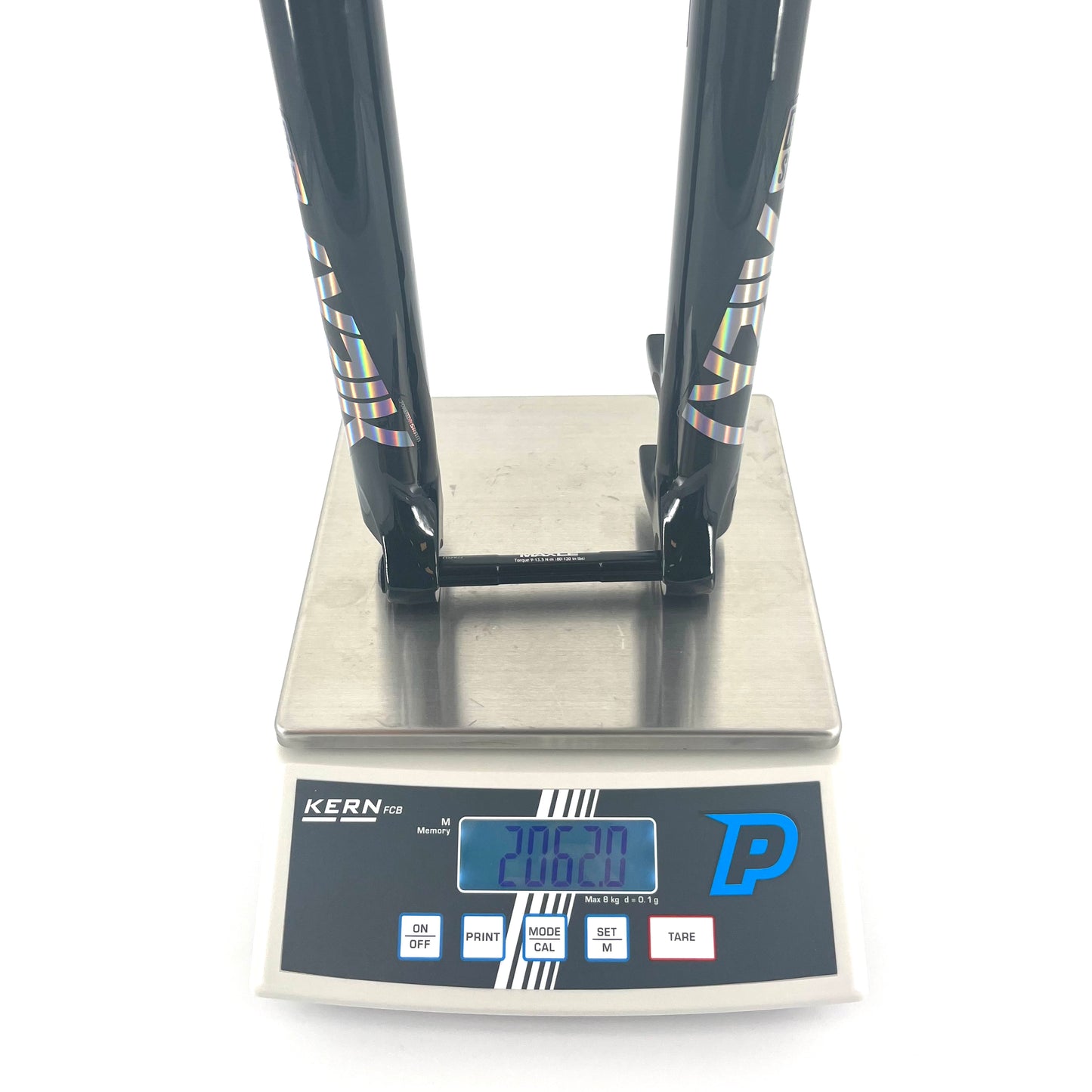 Widelec ROCKSHOX LYRIK ULTIMATE RC2 CHARGER 2.1 29" oś stożkowa 15x110 mm Boost Black/Rainbow