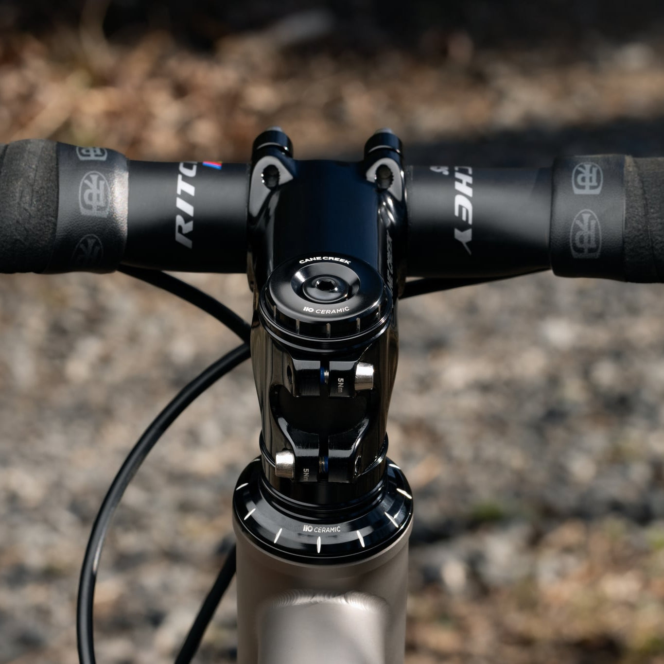 Headset CANE CREEK 110 Ceramic Tapered , 1 1/8"-1.5", IS41/28.6/H9 | IS52/40, black/silver