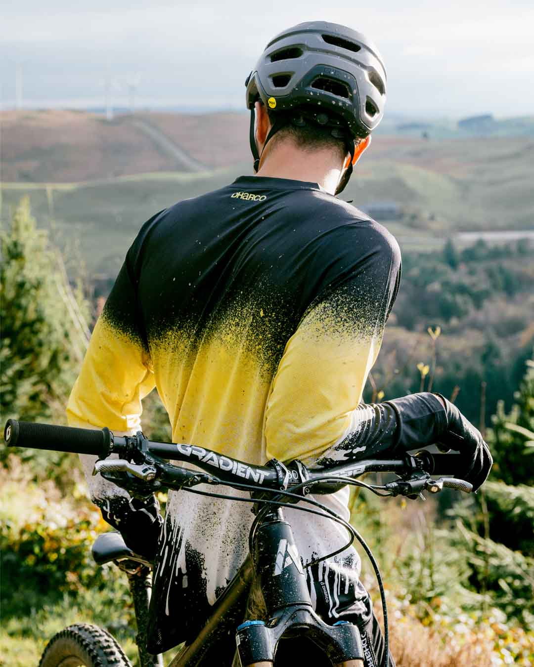 DHARCO RACE ACID RAIN Koszulka z długim rękawem czarny/żółty