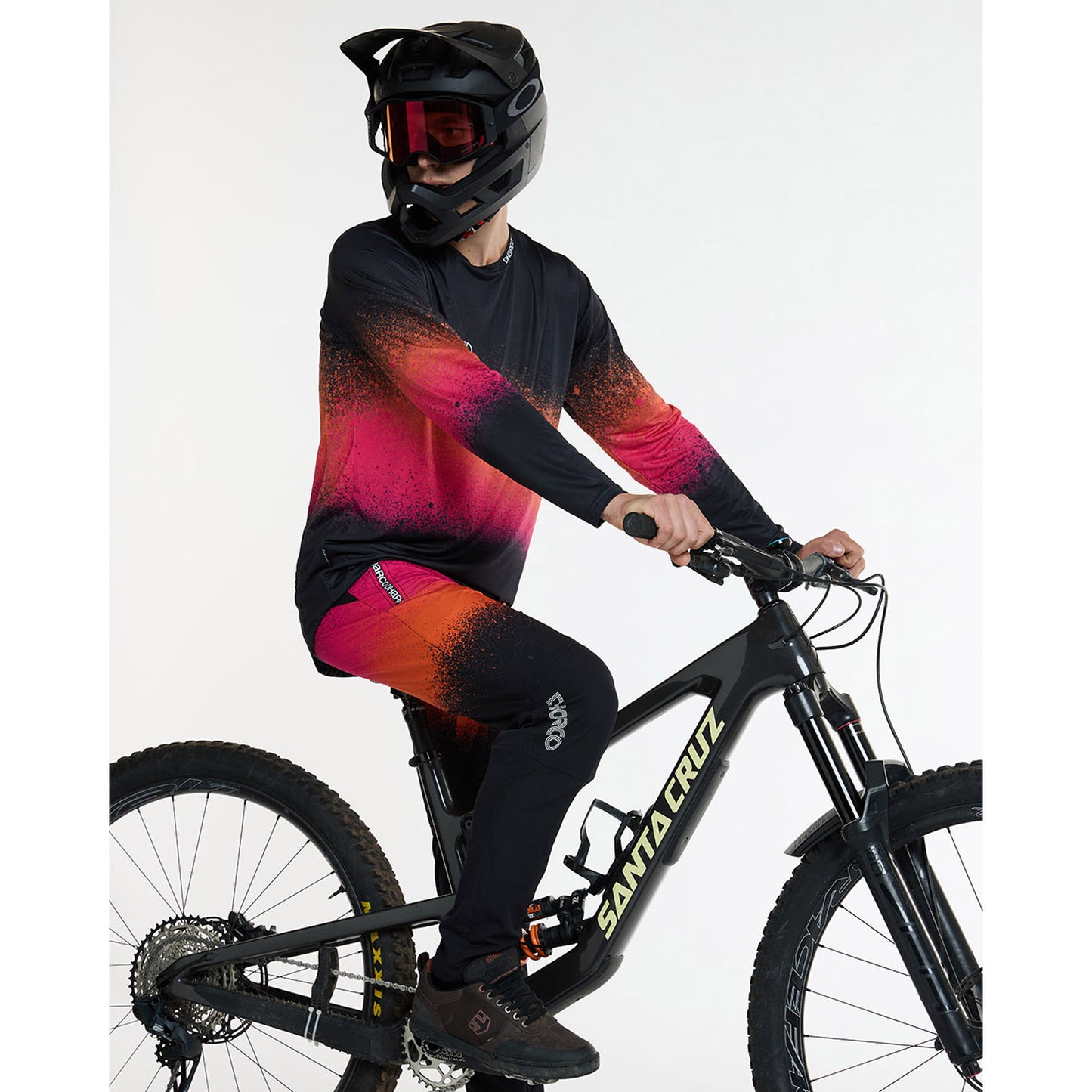 Spodnie DHARCO GRAVITY BLACK SNAKE czarny/pomarańczowy