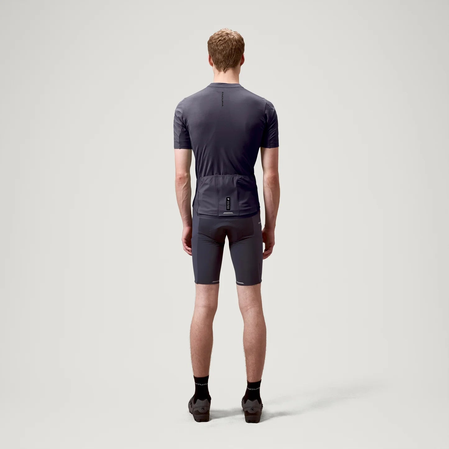 ENDURA ALLTRACK RIDE Short Sleeve Carbon Jersey Grey