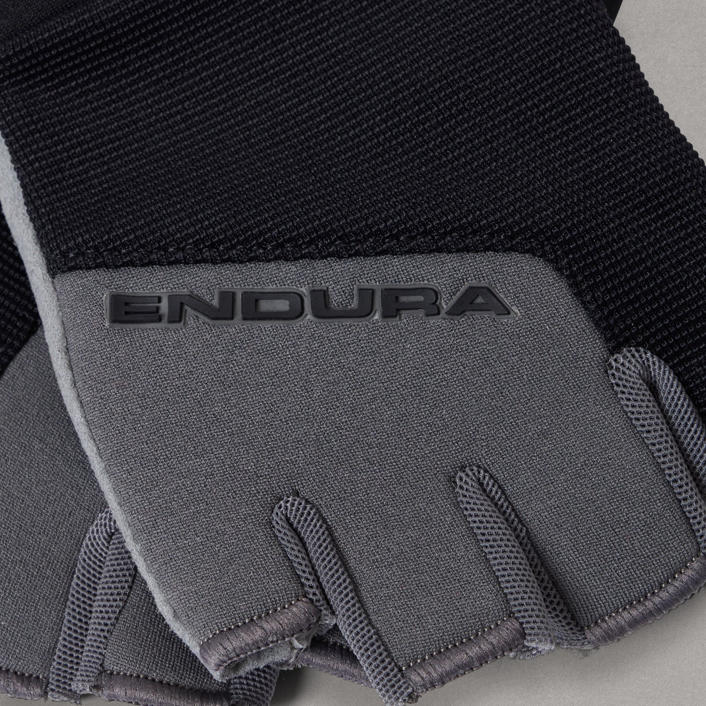 Krótkie rękawice ENDURA HUMMVEE PLUS Junior Camo czarne