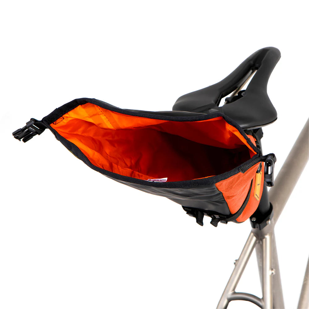 Torba pod siodełko RESTRAP SADDLE PACK 2,5 l, pomarańczowa