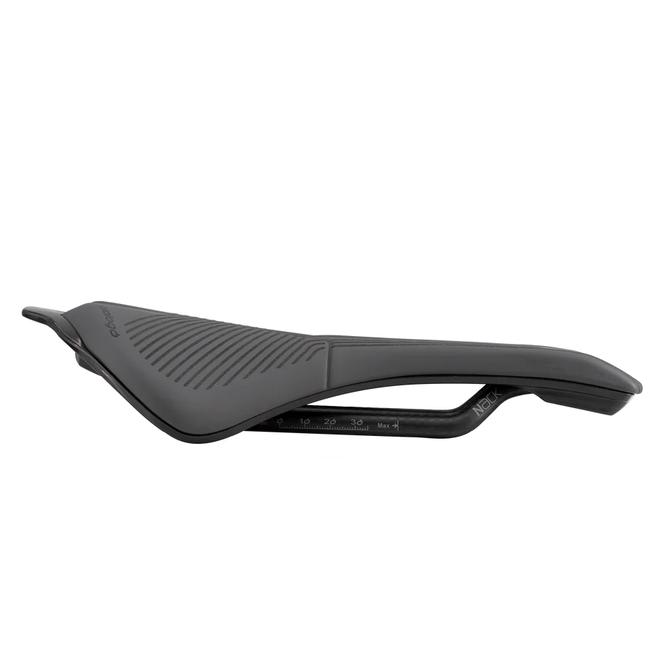 Saddle PROLOGO SCRATCH M5 PAS AGX 147mm Rails Nack Black