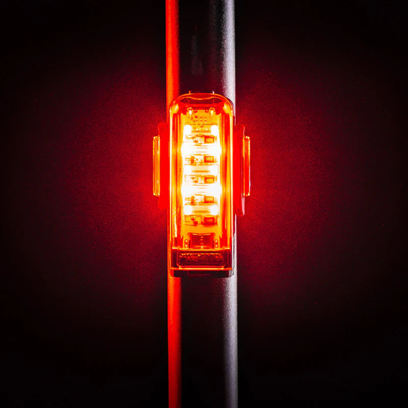 Lampa tylna LEZYNE STRIP PRO Ai ALERT 400+