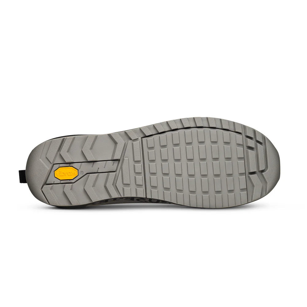 FIZIK TERRA ERGOLACE GTX FLAT Mountain Bike Shoes, Gray/Black
