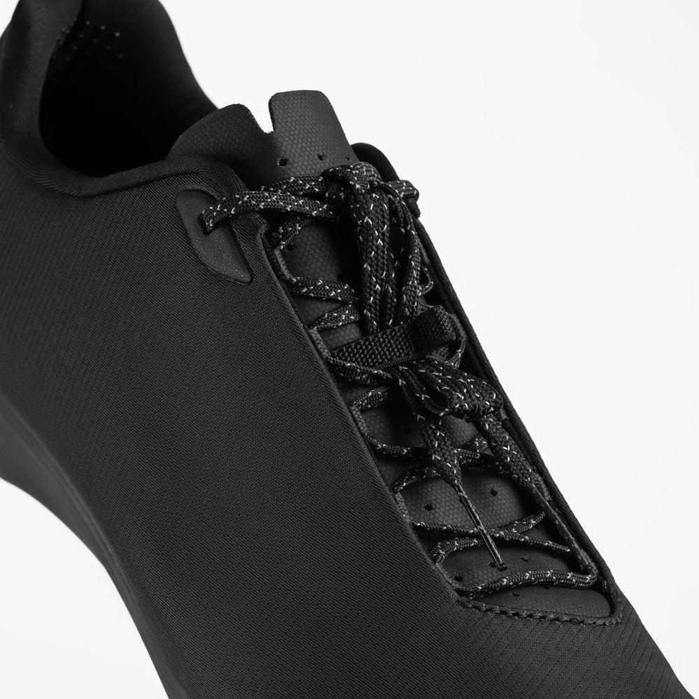 FIZIK BEAT Road Shoes - Black