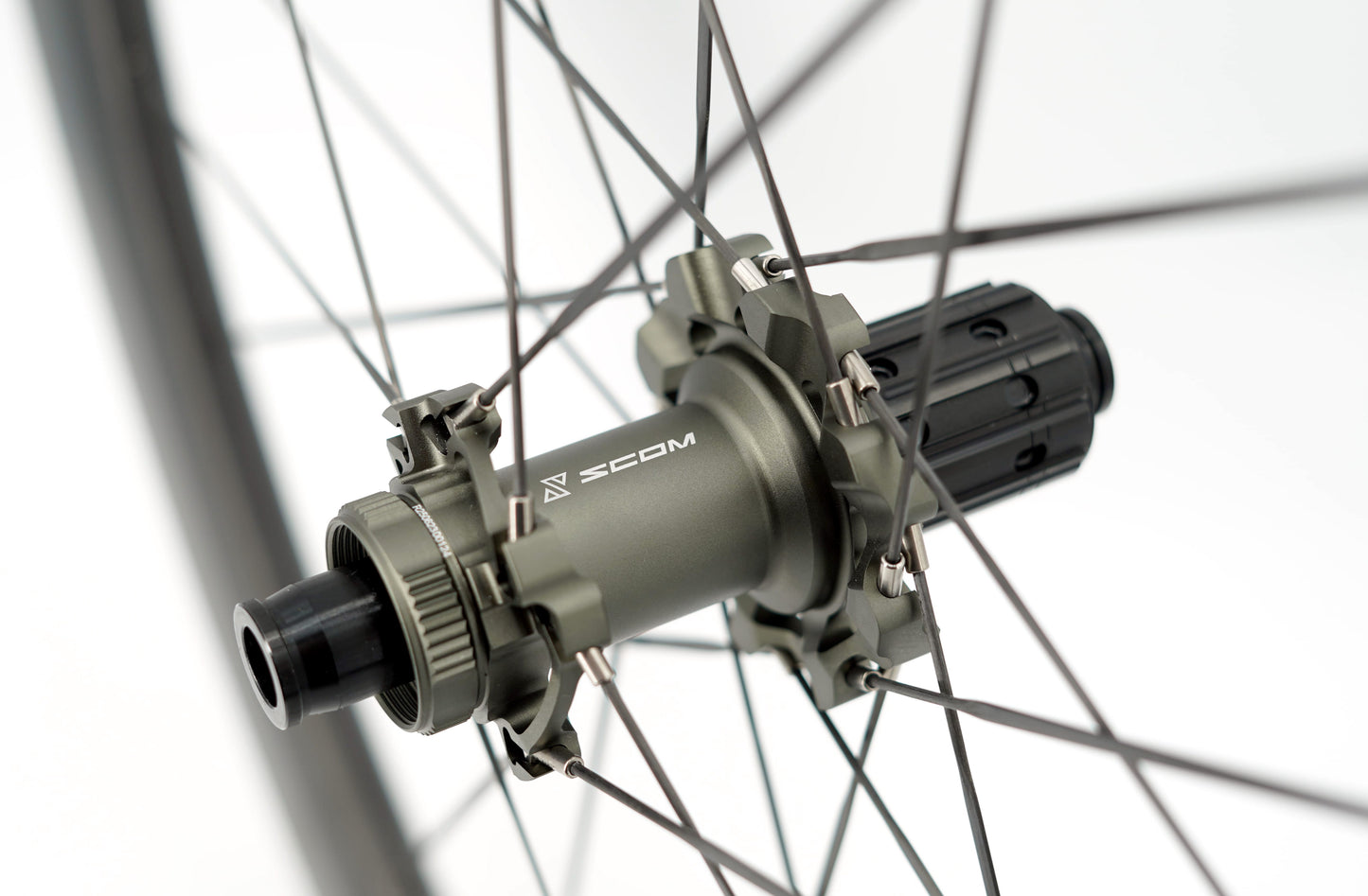 Pair of SCOM ULTRA 62+ Tubeless Ready Wheels (Center Lock)