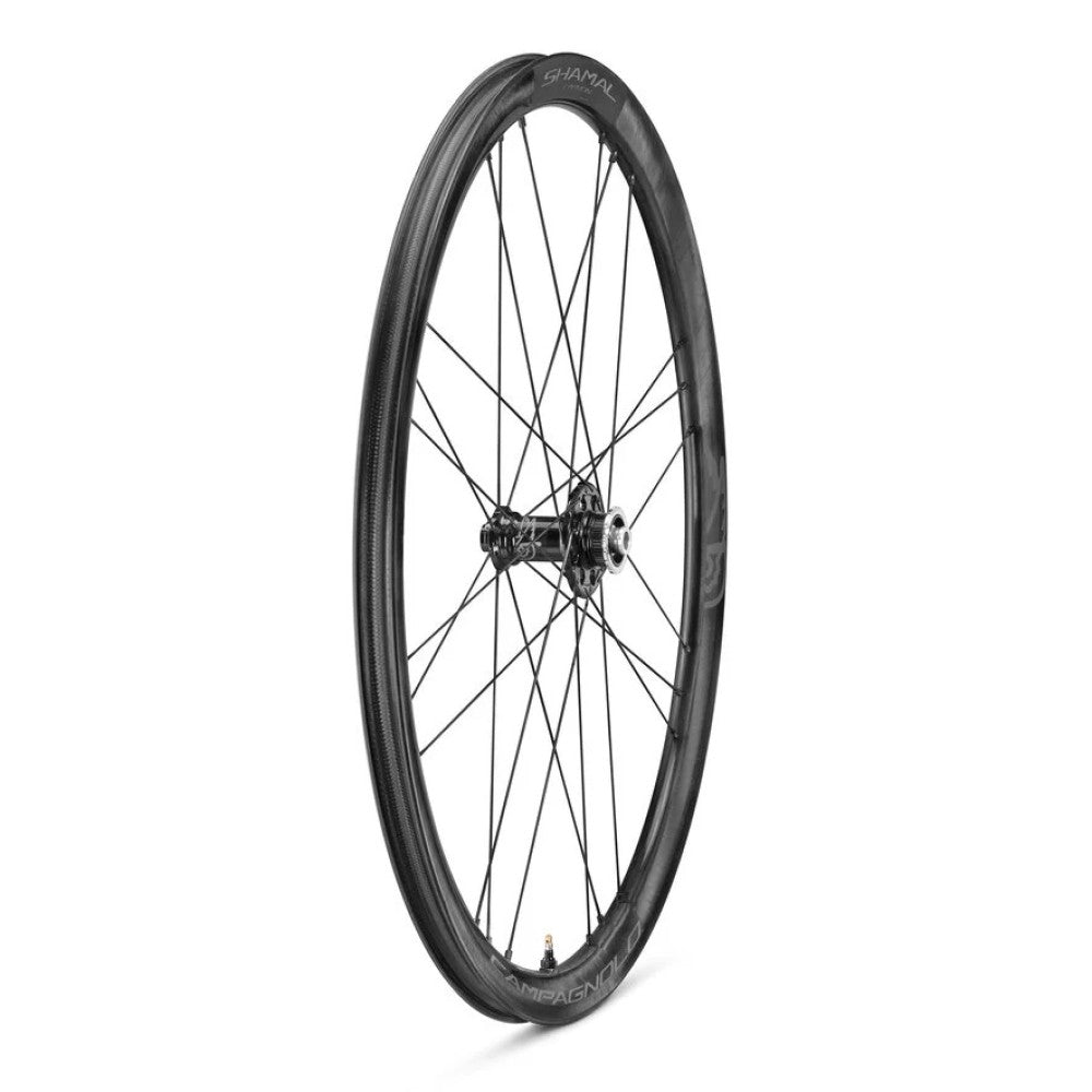 Para kół CAMPAGNOLO SHAMAL CARBON przystosowanych do jazdy bezdętkowej (centralna blokada)