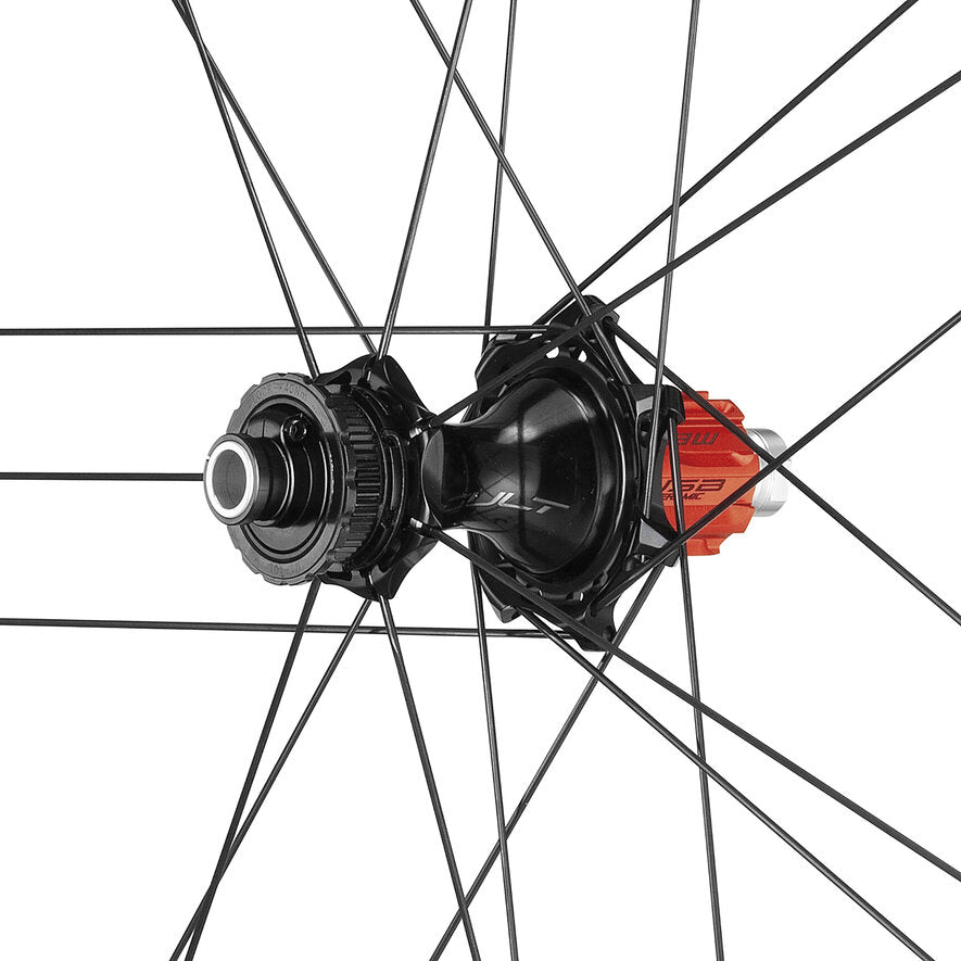 Para chromowanych kół CAMPAGNOLO BORA ULTRA WTO 60 C23 DISC przystosowanych do montażu bezdętkowego (Center Lock)