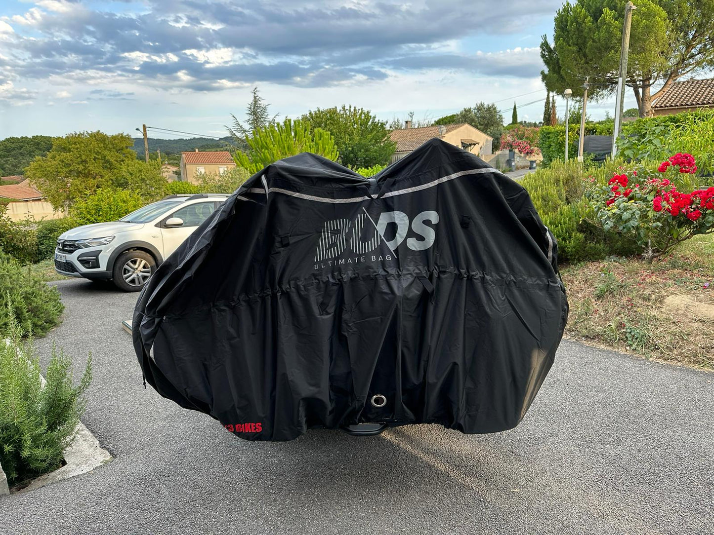 Protective Cover for BUDS CAR BIKE RACK AND RAIN COVER 2/3 Bikes