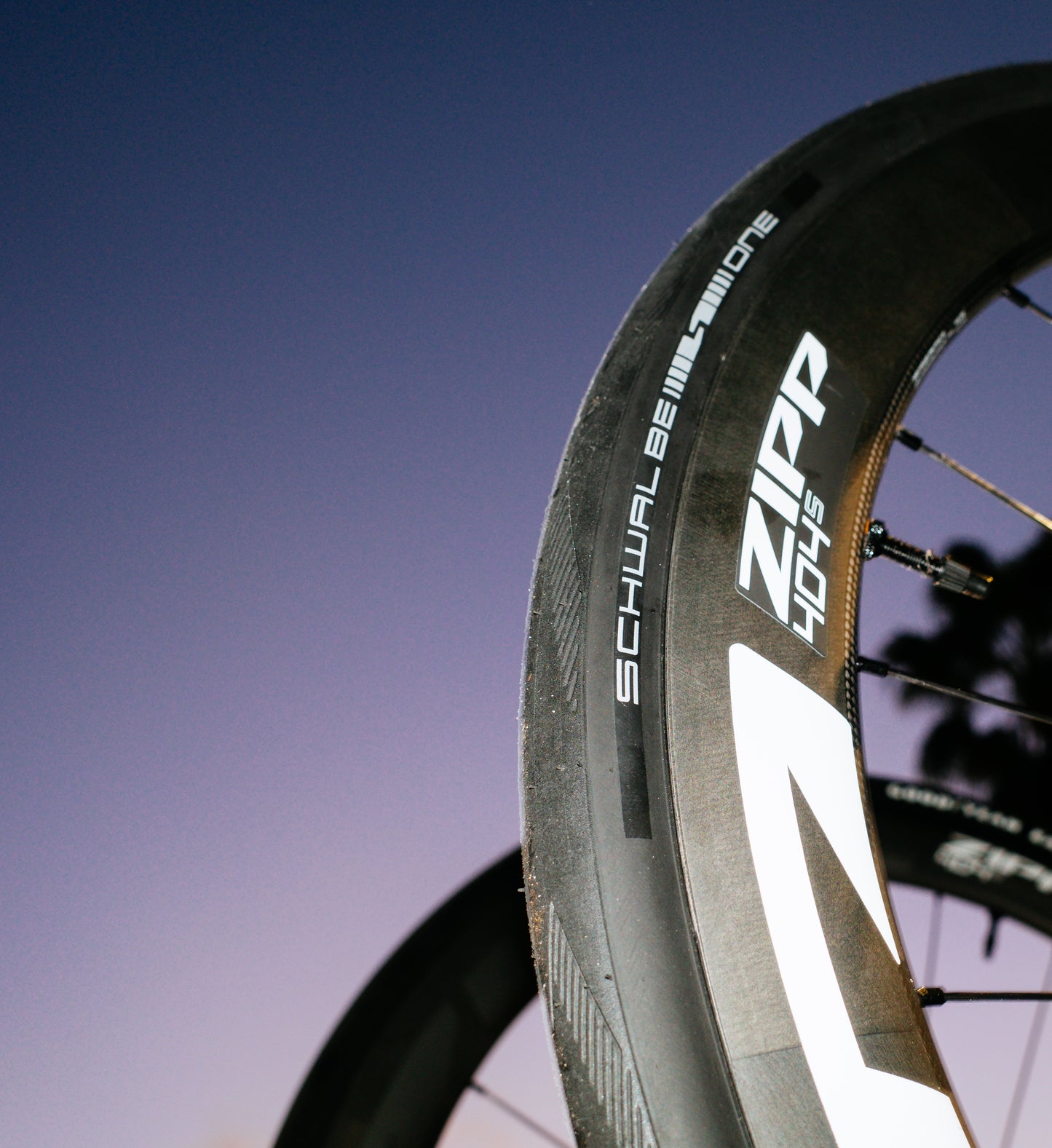 ZIPP 404 S A1 white front wheel