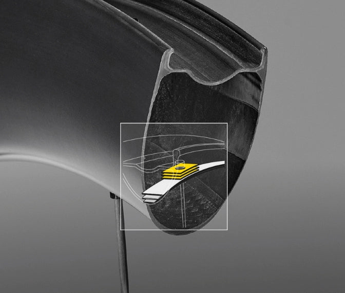 MAVIC COSMIC SLR 45 Tubeless Ready (Center Lock) Wheelset Silver