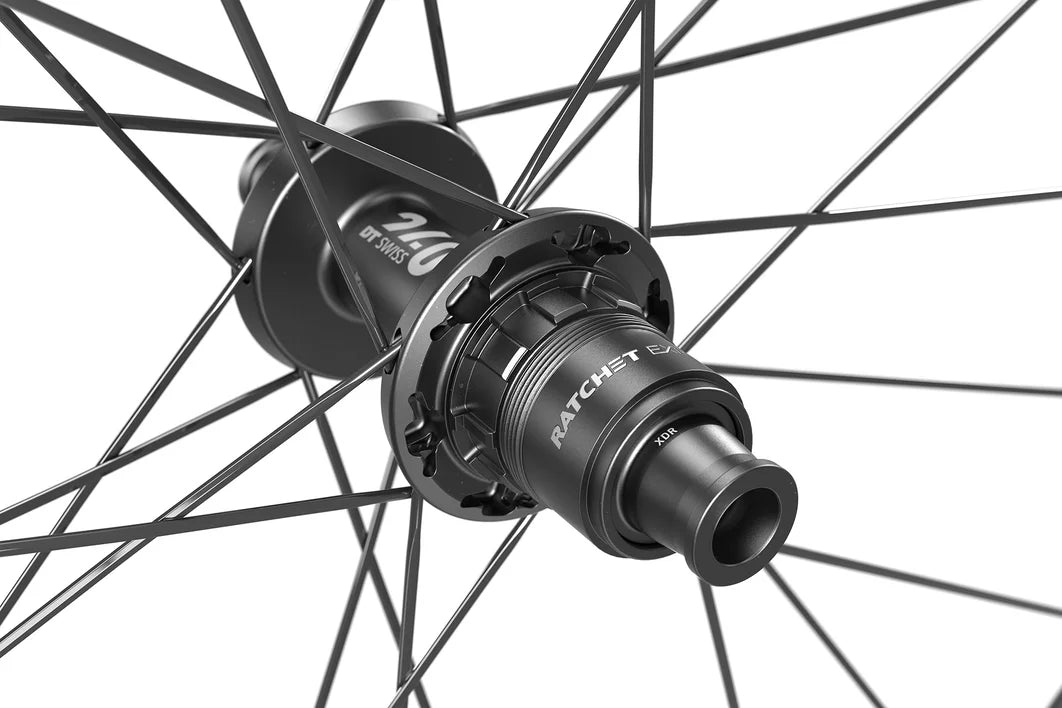 DT SWISS ERC 1400 DICUT 45 DISC Tubeless-Ready Rear Wheel (Center Lock)