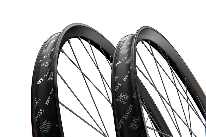 Koło przednie DT SWISS FR1500 CLASSIC 29" 30 mm 20x110 mm