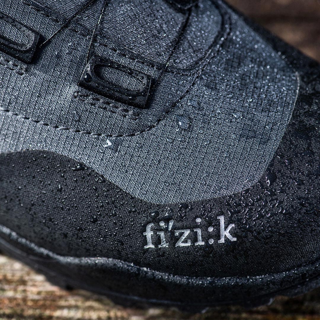 FIZIK HIVER TERRA NANUQ GTX FLAT Mountain Bike Shoes, Black/Gray