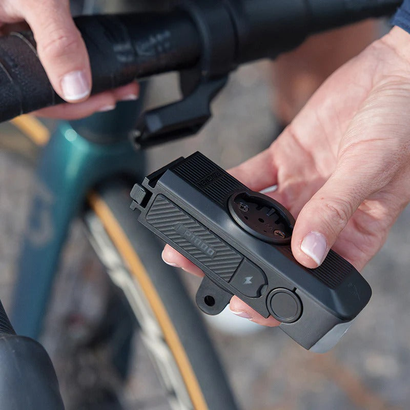 Lampka przednia RAVEMEN FR 1000 - Garmin/Wahoo/Bryton