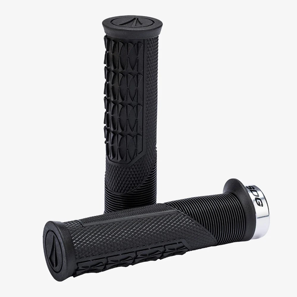 Chwyty SDG OPEN CORE THRICE 136 mm czarny/srebrny