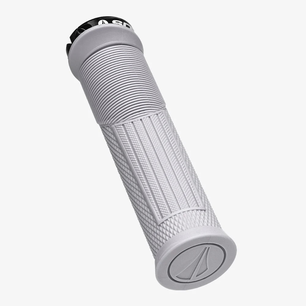 Uchwyty SDG OPEN CORE THRICE 136 mm Szary