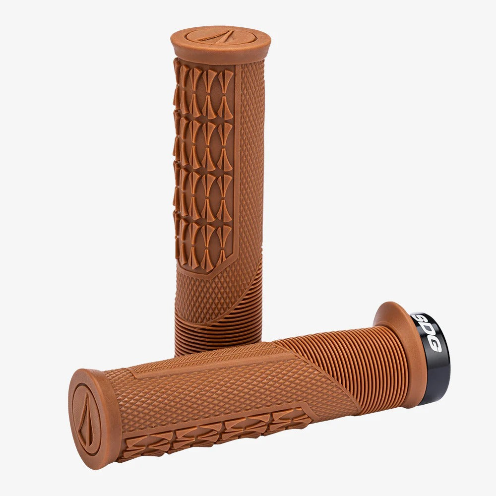 Uchwyty SDG OPEN CORE THRICE 136 mm brązowe