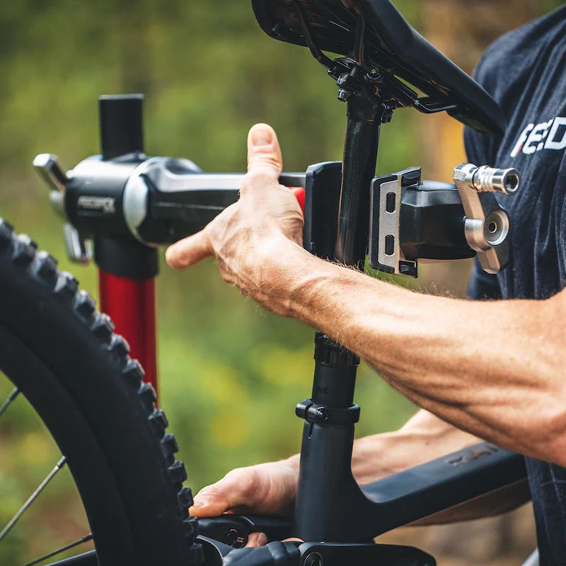 FEEDBACK Pro Mechanic HD workshop stands