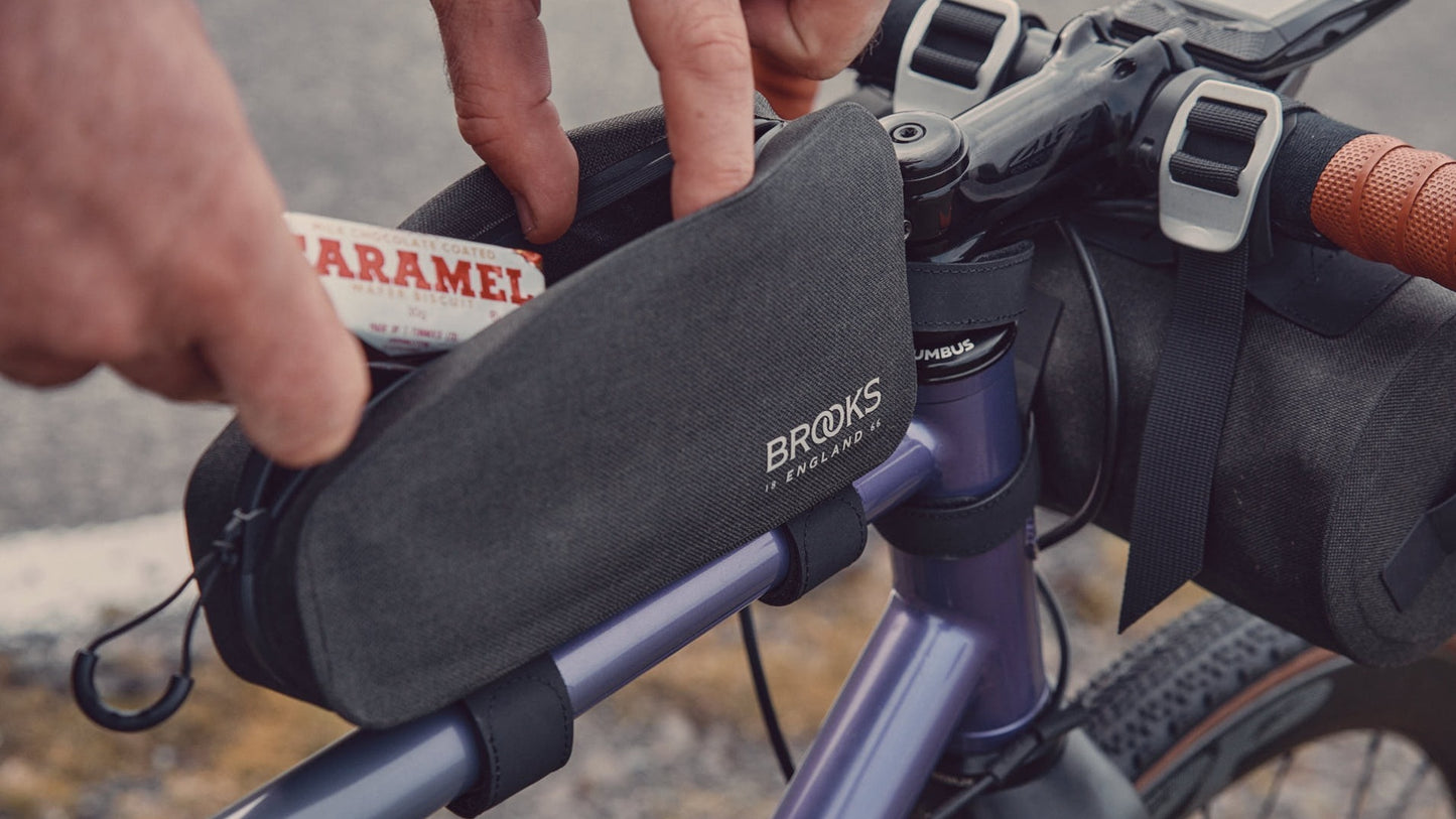Torba na ramę BROOKS SCAPE 0.9L czarna