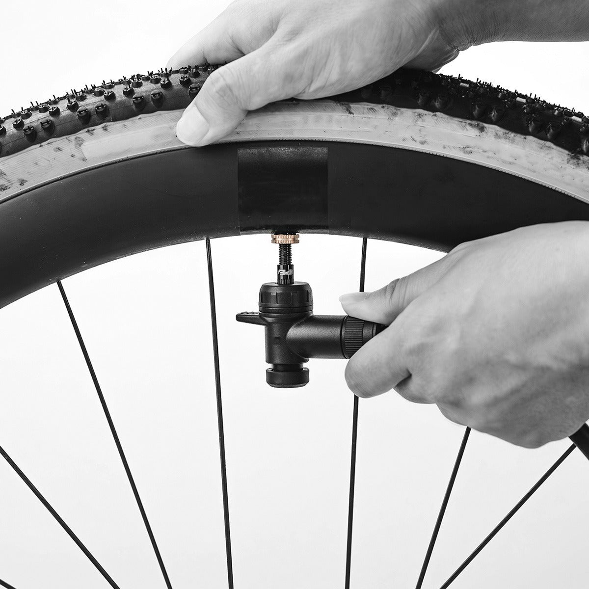 Adapter zaworu TOPEAK TURBOFLOW COMBO RAPIDHEAD