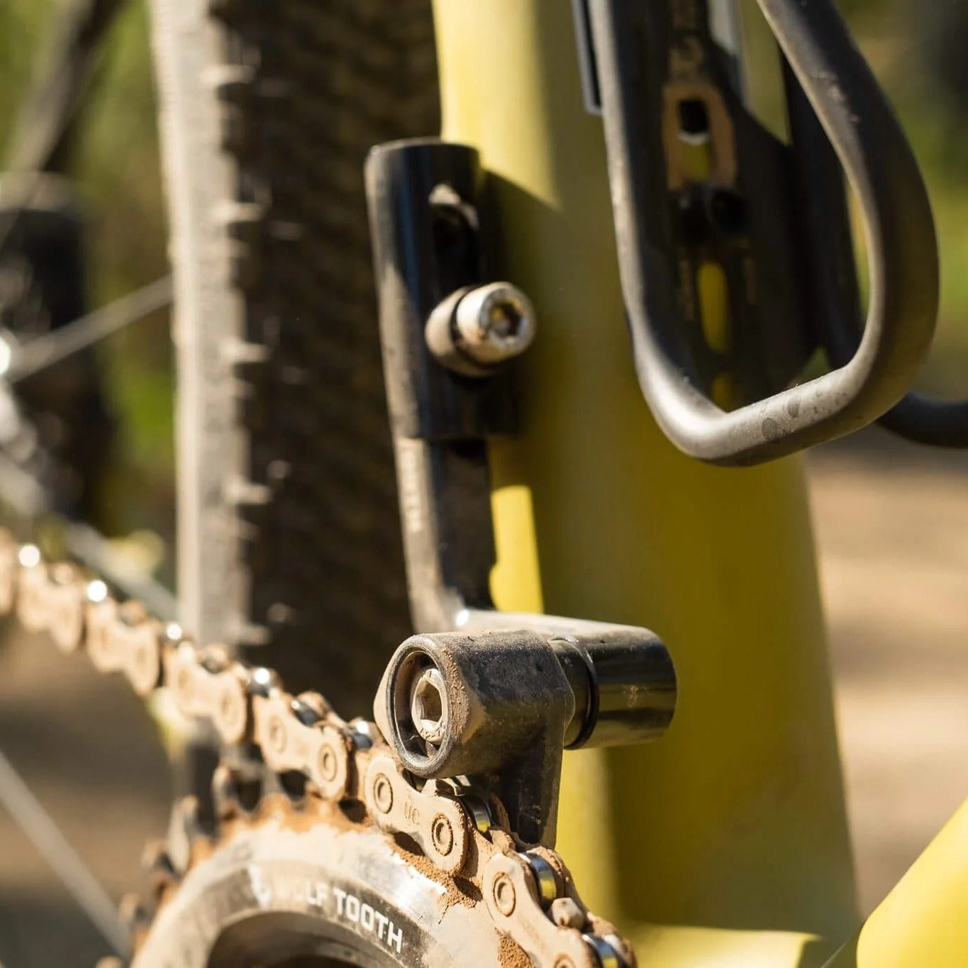 Prowadnica łańcucha WOLFTOOTH AERO Low Sweep z mocowaniem lutowanym