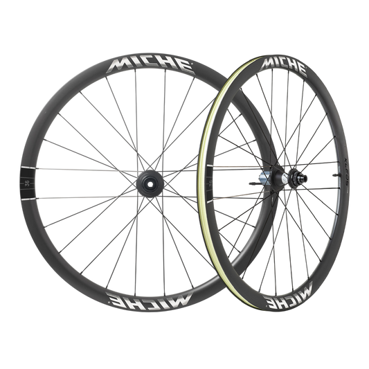 Para kół MICHE KLEOS RD DX36 przystosowanych do zastosowania bezdętkowego (centralna blokada) Team Edition