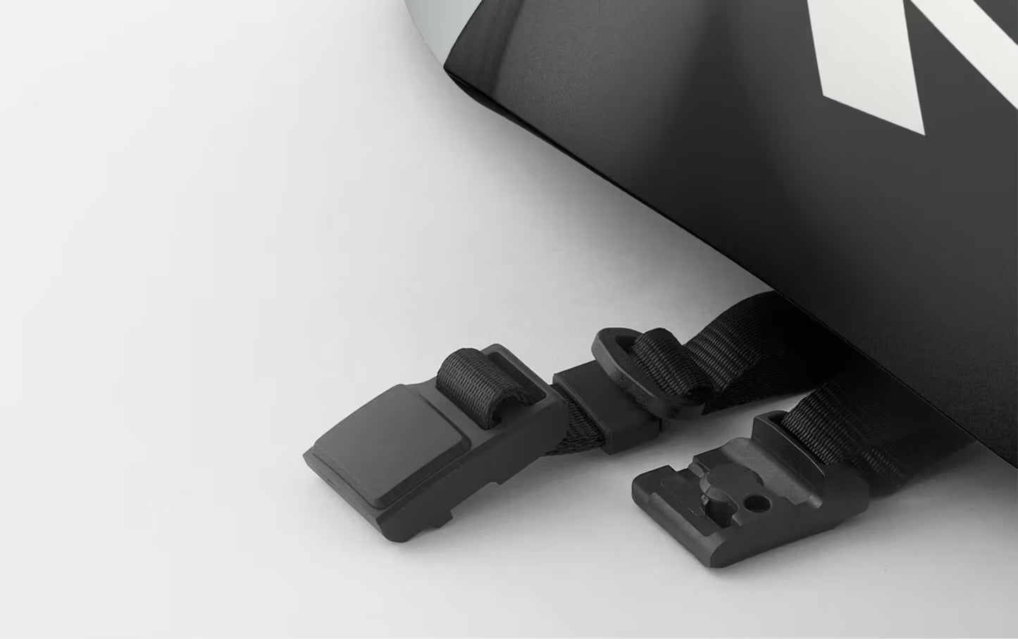 Kask szosowy MET CODATRONKA biały