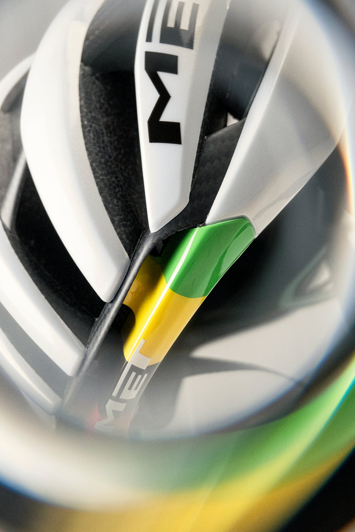 Kask MET TRENTA 3K CARBON LIMITED WORD CHAMPION 2026 biały