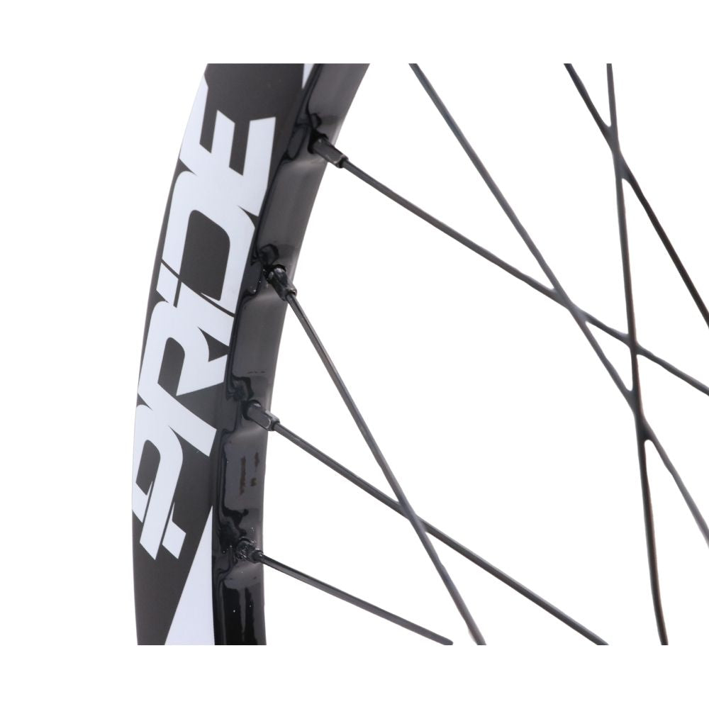 Para Kół PRIDE 20" (406mm) Carbone Wave Gloss White Control V2 Disc Osie 20/15mm Czarny/Biały
