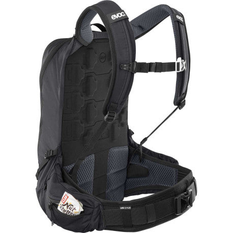 Plecak z grzbietem EVOC TRAIL PRO BLACKLINE 16 L Czarny